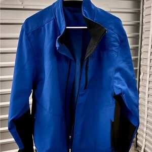 Wrangler Men's Blue and Black Performance Jacket